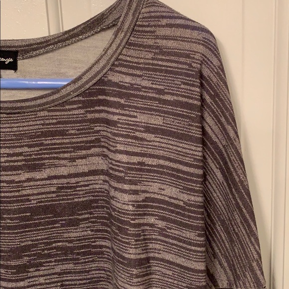 Cozy charcoal colored pink dip sweater - Picture 2 of 4